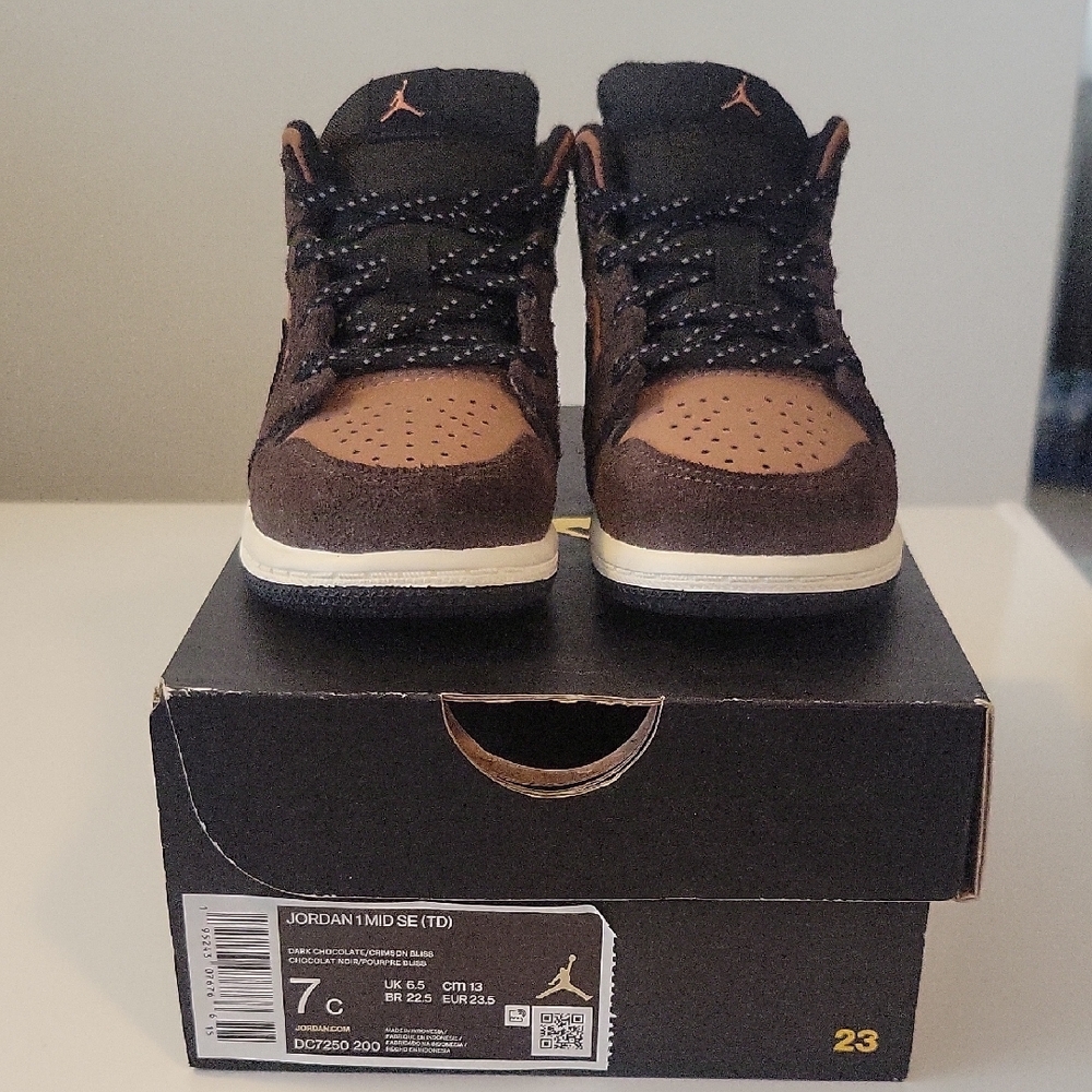 Jordan Mid SE Kids Shoes - Brown and Black